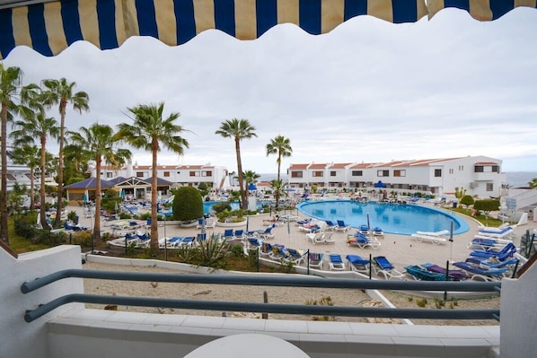 Pool - Club Atlantis 28 - One Bed with air conditioning (Adeje)