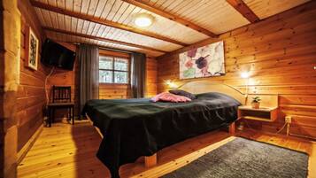 5 quartos, ferros/tábuas de passar roupa, acesso à internet