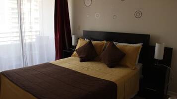 1 habitación, wifi y ropa de cama