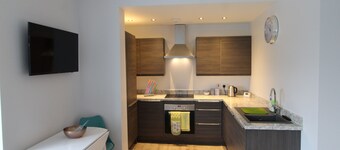 Beautiful 2 bedroom apartment in a great location at Childwall Fiveways (Flat 2)