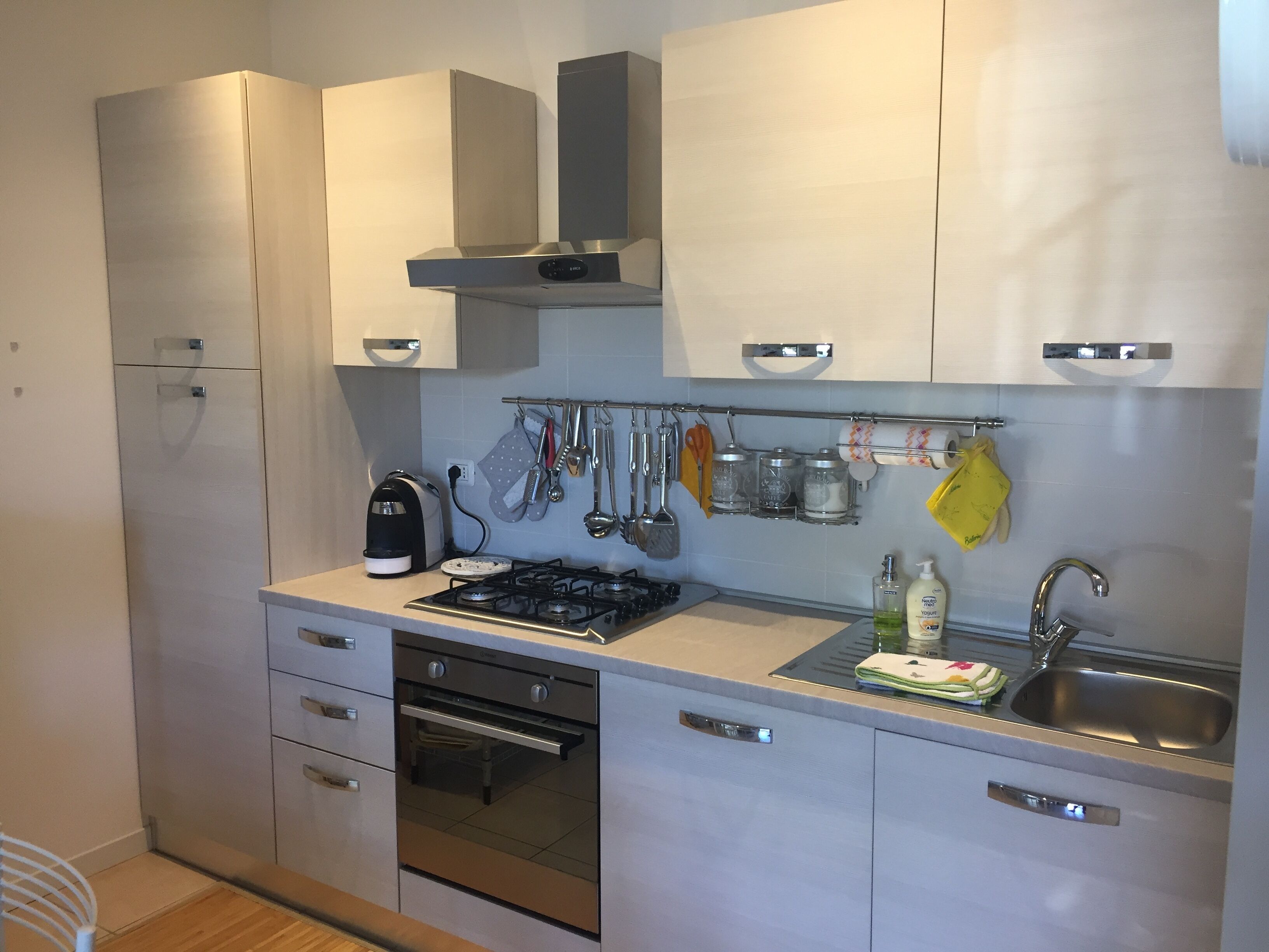 Renovated ground floor apartment in the garden