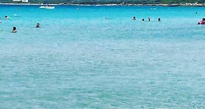 Villa, jossa on puutarha-poreallas Gallipolin lähellä