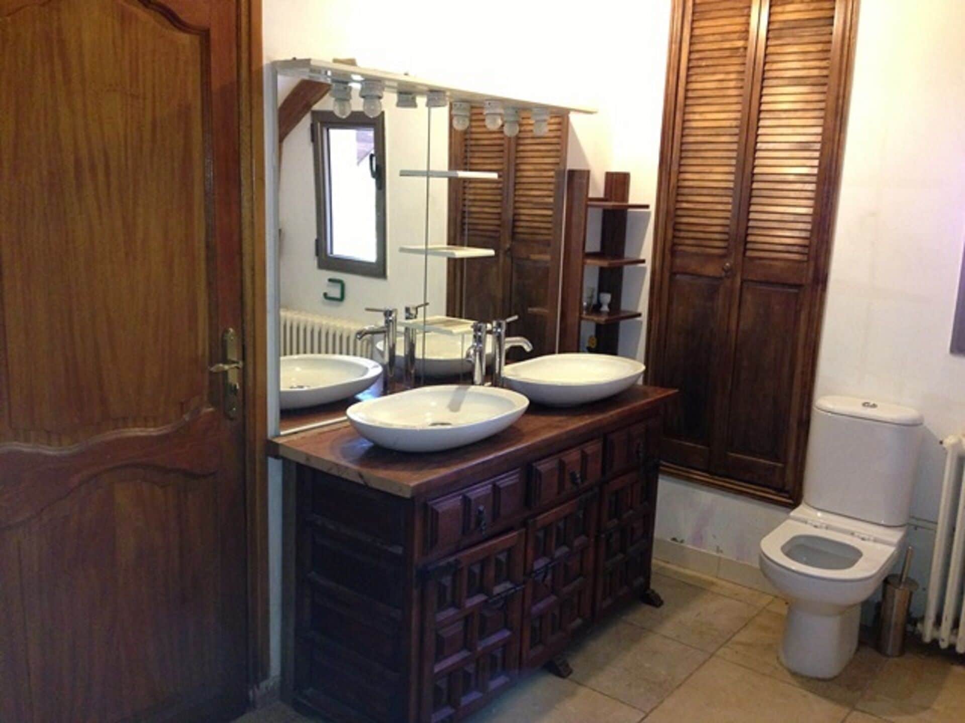 Gîte birthdays and parties 1 hour from Paris 31 beds + room 70 people