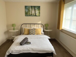 3 Schlafzimmer, Bügeleisen/Bügelbrett, kostenloses WLAN