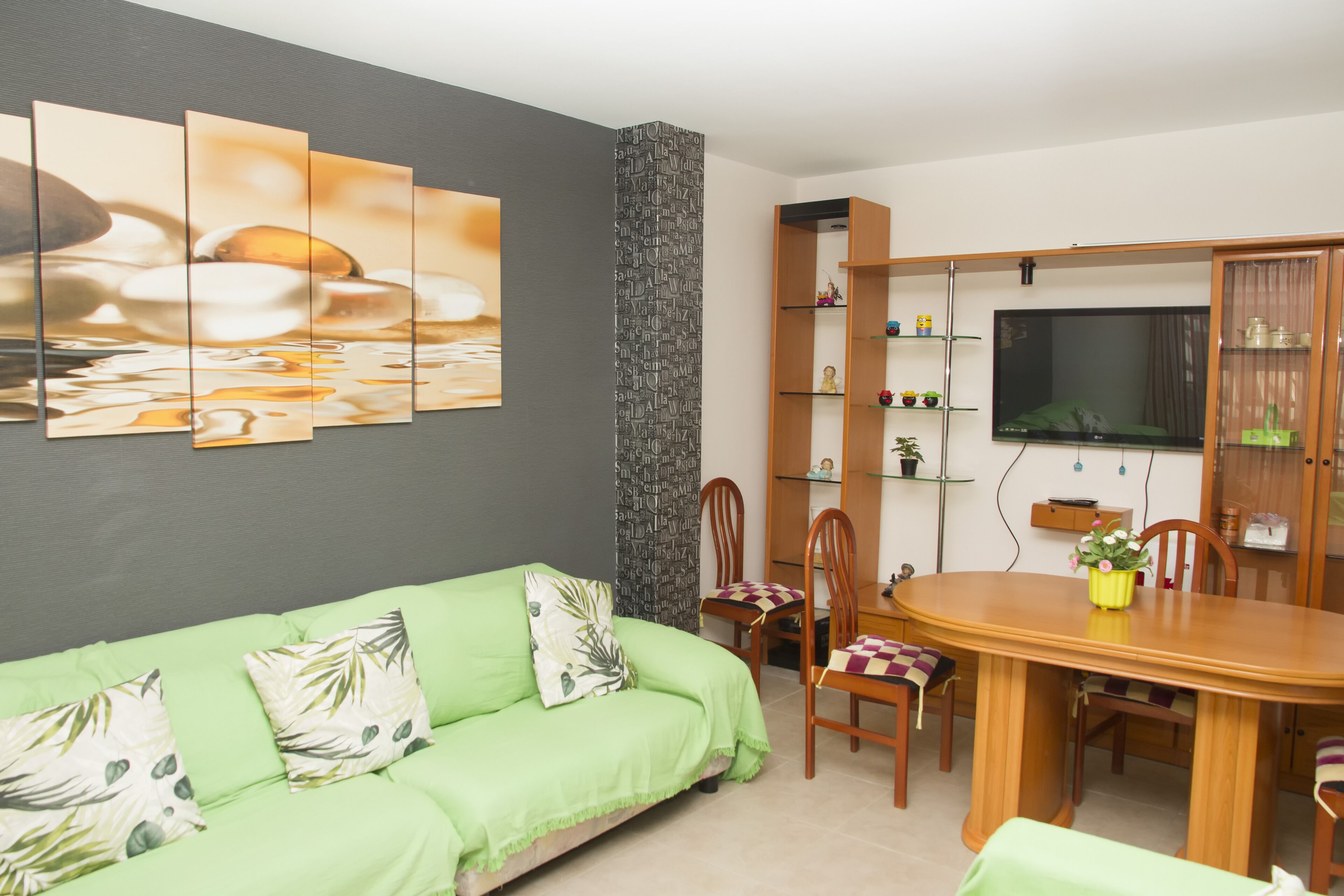 FURNISHED FLAT RENTAL IN GARRUCHA FOR 8 PEOPLE (ALMERÍA)