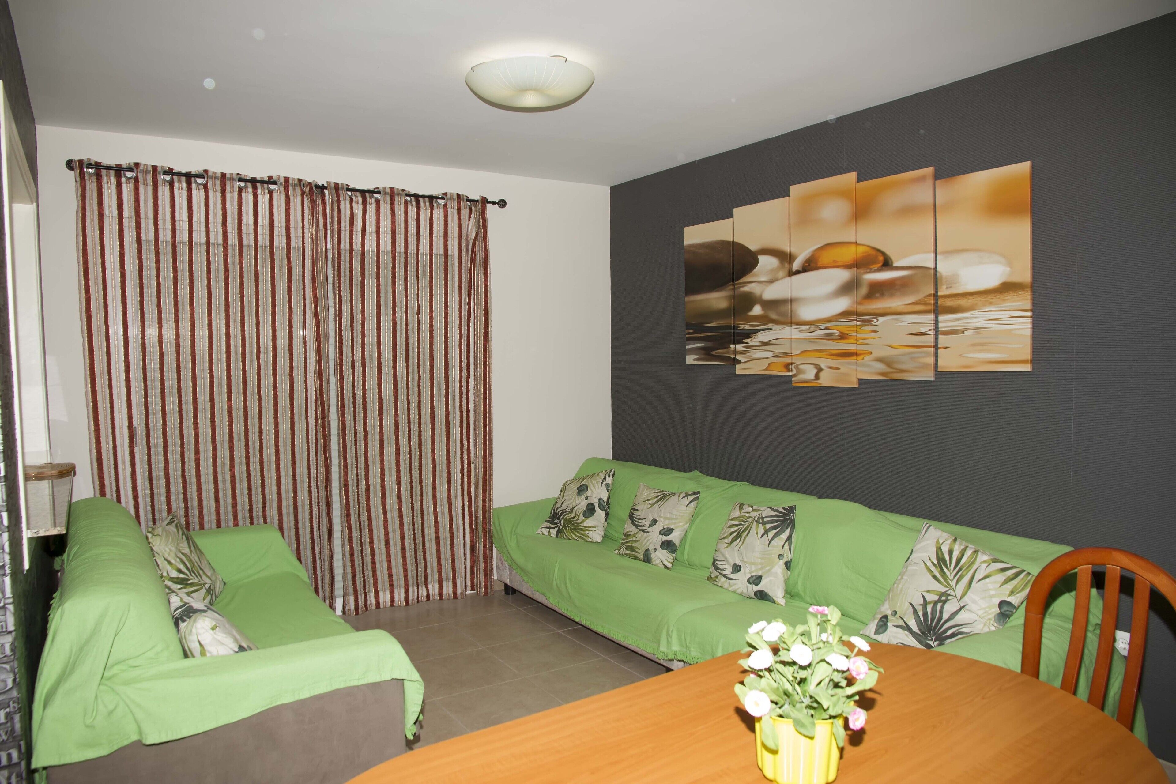 FURNISHED FLAT RENTAL IN GARRUCHA FOR 8 PEOPLE (ALMERÍA)