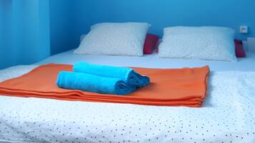 1 bedroom, iron/ironing board, WiFi, bed sheets