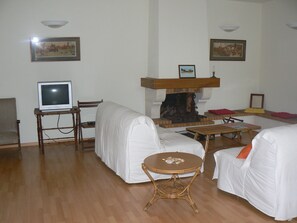 TV - HOLIDAY (Capbreton)