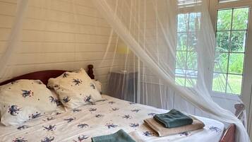 2 camere, ferro/asse da stiro, Wi-Fi gratuito, lenzuola