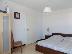 4 camere, ferro/asse da stiro, Wi-Fi gratuito, lenzuola