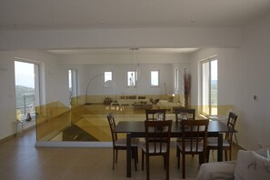 Dining - LARGE 5 bedroom Villa, Fantastic Views of the Ionian Sea! (Fterno)