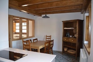 Dining - Self catering Corte del Rondiellu 2 for 6 people (Onís, Cangas de Onís)