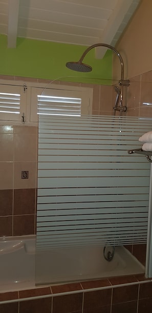 Hair dryer, towels