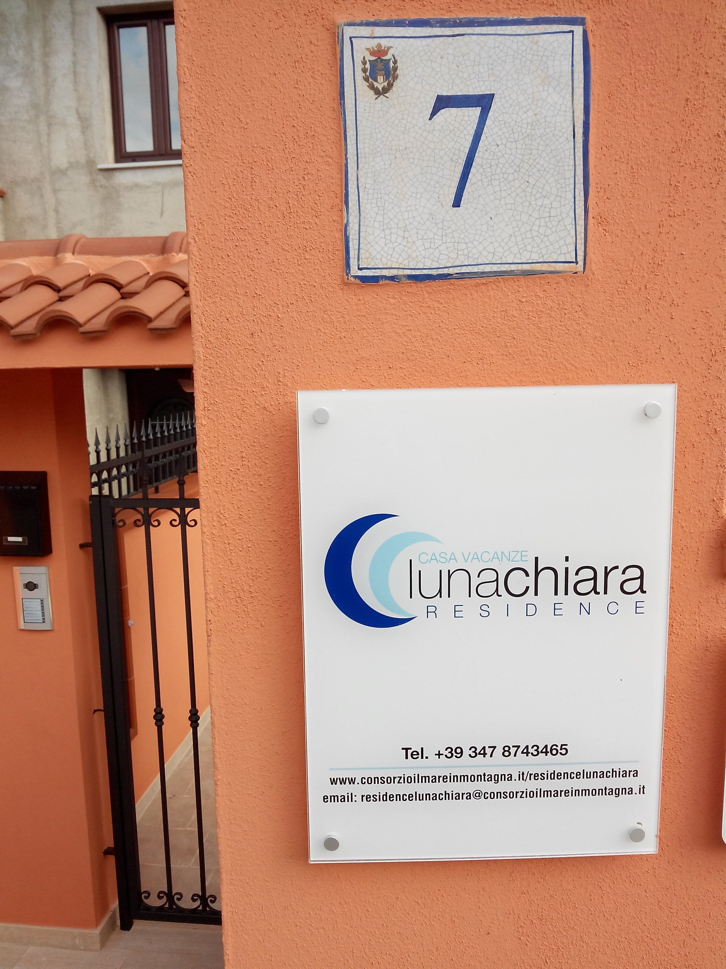 Schild für die Unterkunft 