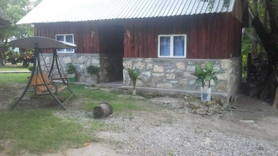 Simple cabin “one more adventure of the mole”