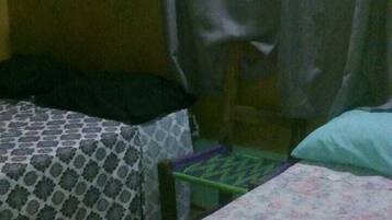 2 soverom og sengetøy