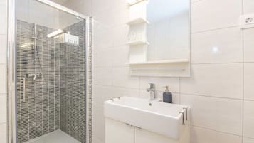 Haartrockner, Handtücher