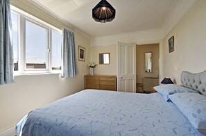 2 Schlafzimmer, Bügeleisen/Bügelbrett, Reisekinderbett, kostenloses WLAN