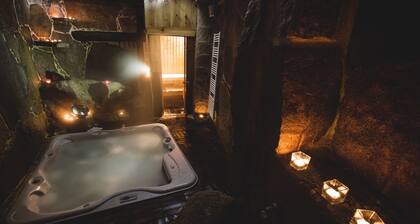 Self catering rural Pride for 14 people