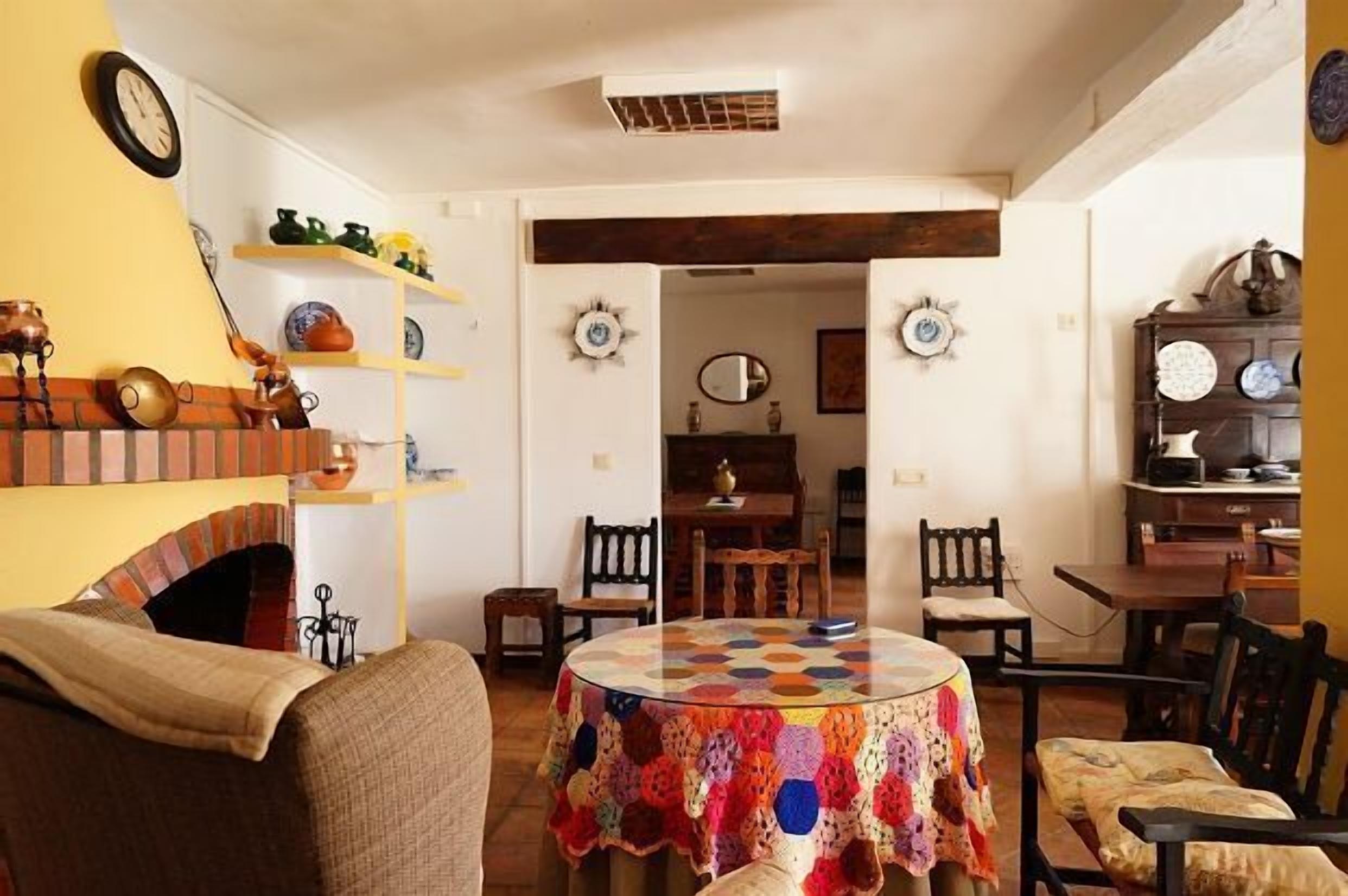 Self catering Casería Las Maravillas for 18 people