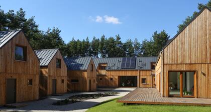 'Terra' Ferienhaus in kleinen familienfreundlichen Resort in Forest on Warta River