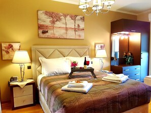 5 bedrooms, in-room safe, iron/ironing board, WiFi