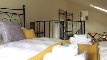 1 habitación, tabla de planchar con plancha, wifi y ropa de cama