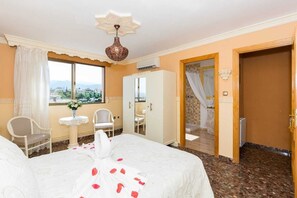 3 Schlafzimmer, Bügeleisen/Bügelbrett, kostenloses WLAN, Bettwäsche