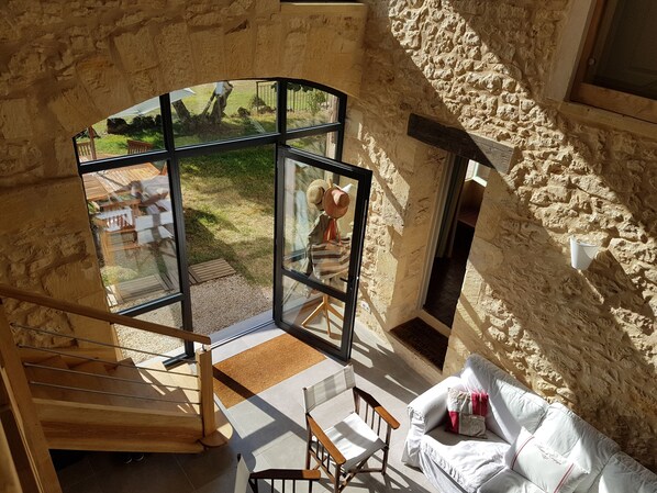 TV, books - House / Villa - Mauzac et grand castang (Mauzac-Et-Grand-Castang)