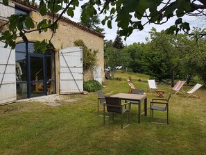 Outdoor dining - House / Villa - Mauzac et grand castang (Mauzac-Et-Grand-Castang)
