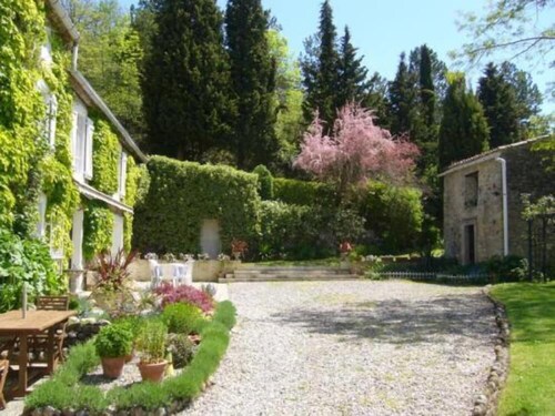 Domaine de Couchet - demeure du 18e siècle avec grande piscine