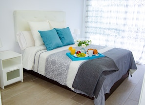 1 dormitorio, tabla de planchar con plancha, wifi gratis y ropa de cama