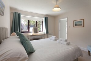 2 soverom, strykejern/-brett, wi-fi (inkludert) og sengetøy