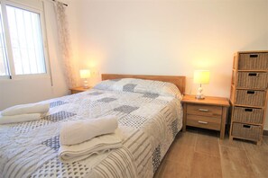 3 habitaciones, tabla de planchar con plancha y wifi gratis 