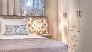 2 slaapkamers, een kluis op de kamer, een bureau