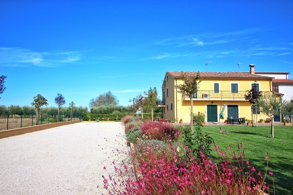 Exterior - Luca's house - relax a few steps from Assisi (assisi)