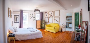 1 chambre, fer et planche à repasser, accès à Internet, literie fournie