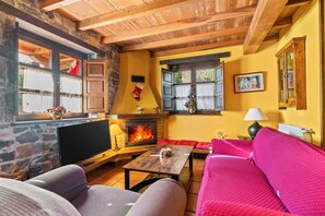 Fernseher, Kamin