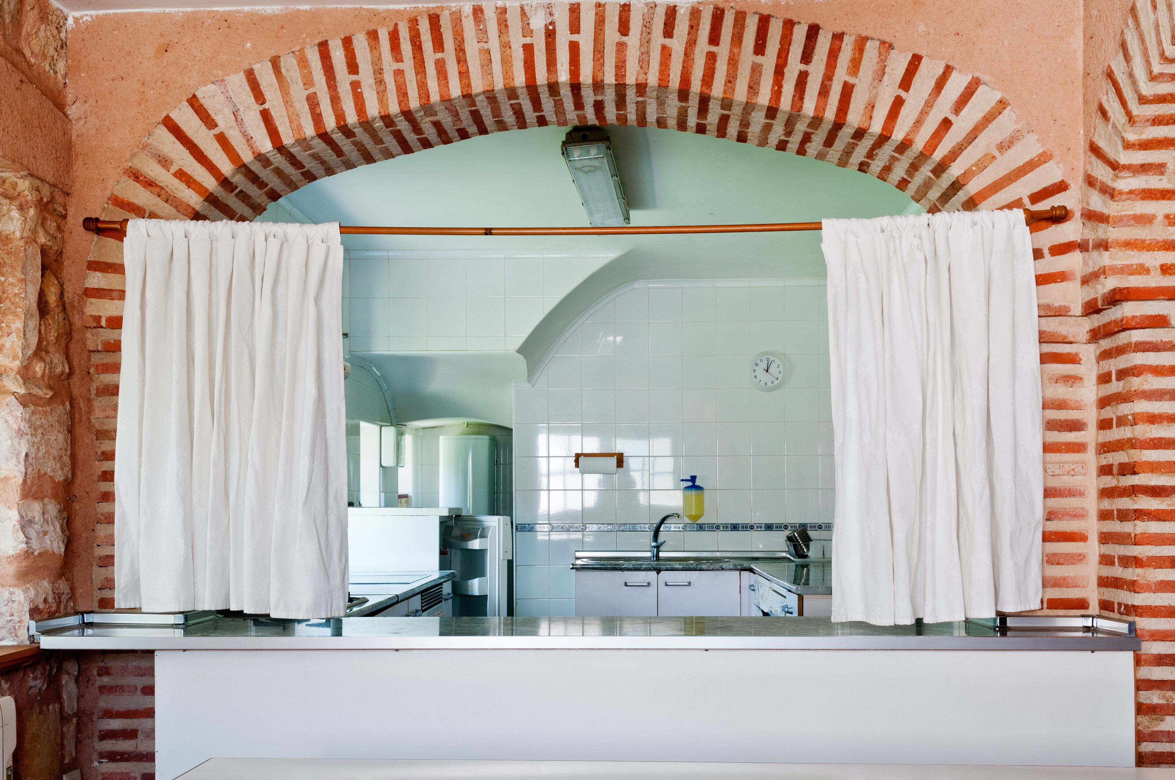 Albergue La Palaina with capacity for 30 people and large patio