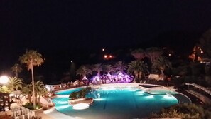 Piscine extérieure, piscine chauffée