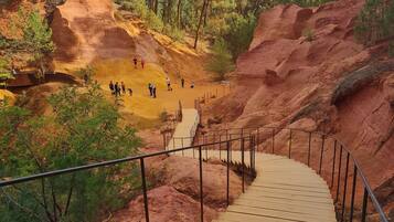 Enceinte de lâhĂ©bergement