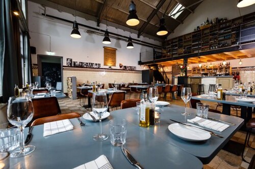  Puutalo lähellä Amsterdamaa, Utrechtia, Amersfoortia, järviä ja luontoa