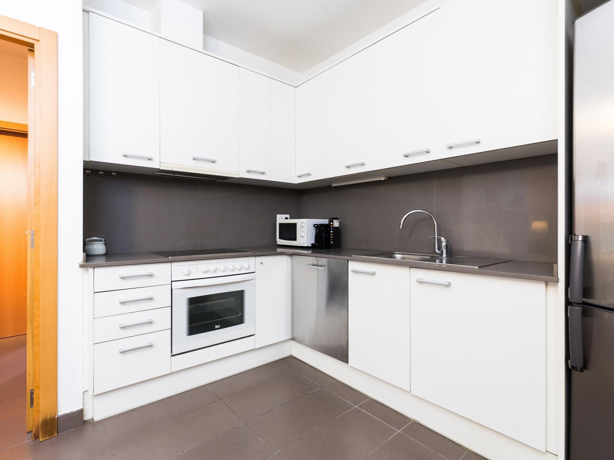 Three bedroom apartment (201)