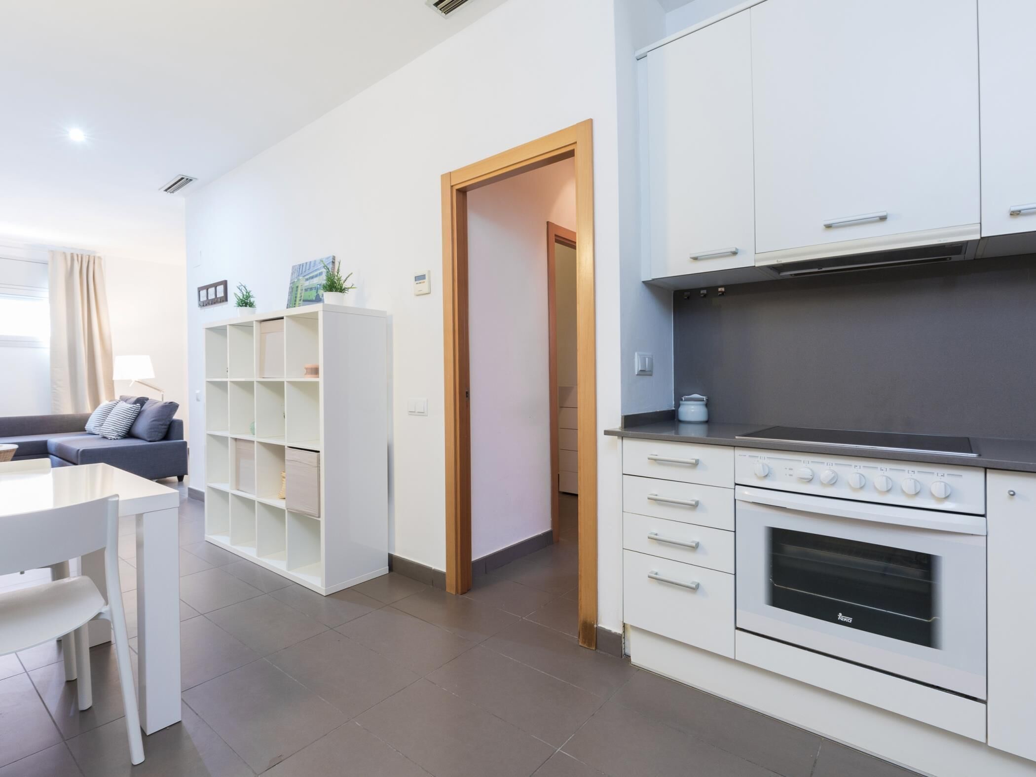 Three bedroom apartment (201)