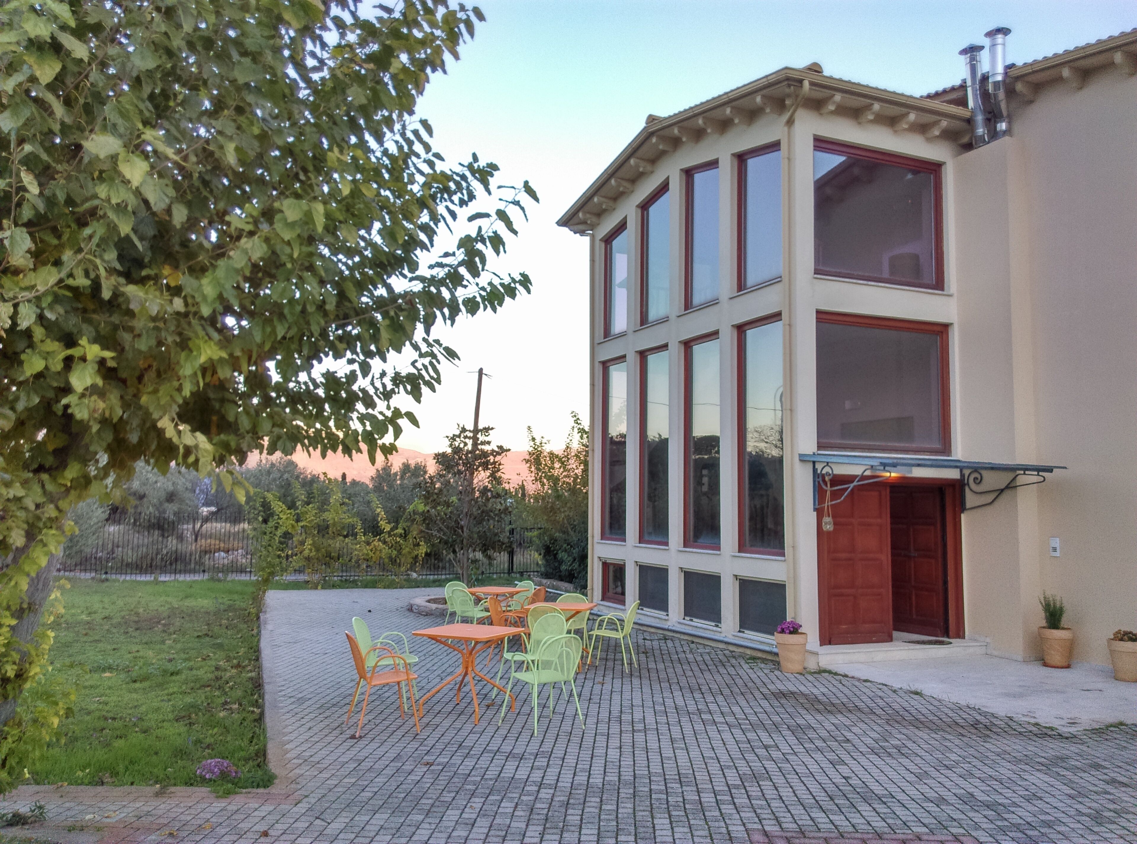 ILIA ART SUITES & ESTATE