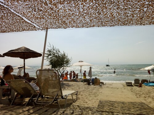 SANI ROCK ist ein Haus, das fast alles hat. 