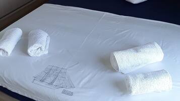 2 bedrooms, internet