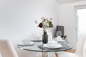 Dining - Skyvillion Apartments - TowerPoint Enfield - 1Bed Apartment w/ Balcony (Greater London)