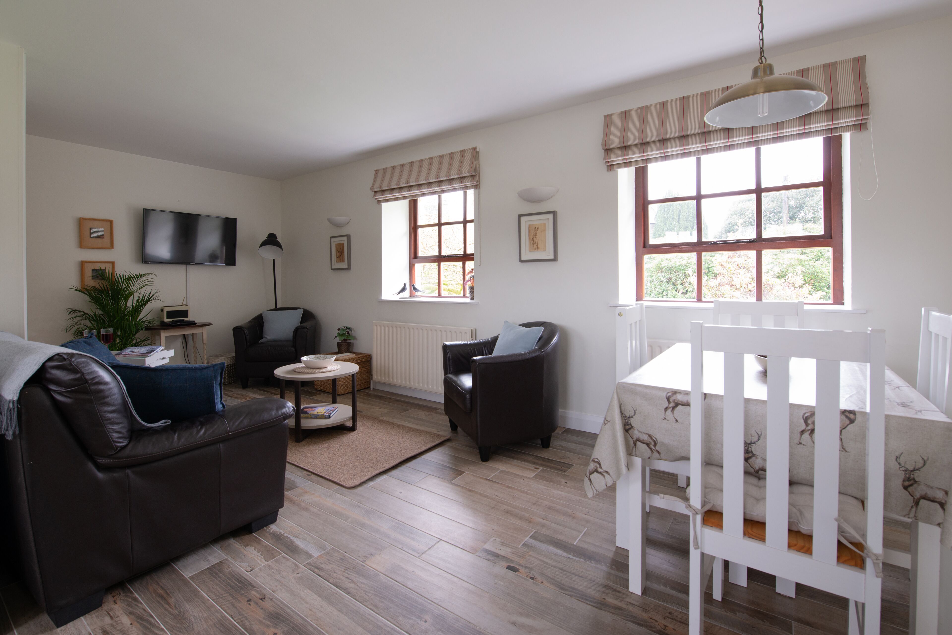 Cherry Courtyard Apartment at Blessingbourne Country Estate