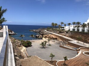 Property grounds - Bright two bedroom apartment facing New to Hard Rock Hotel (Adeje)